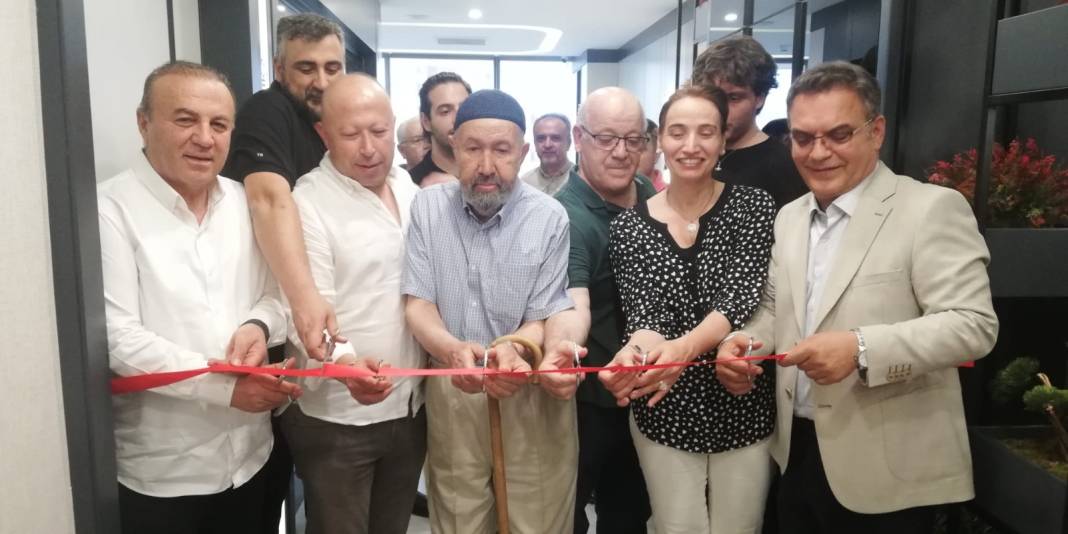Hüseyin Korkmaz kliniğini hizmete açtı 6